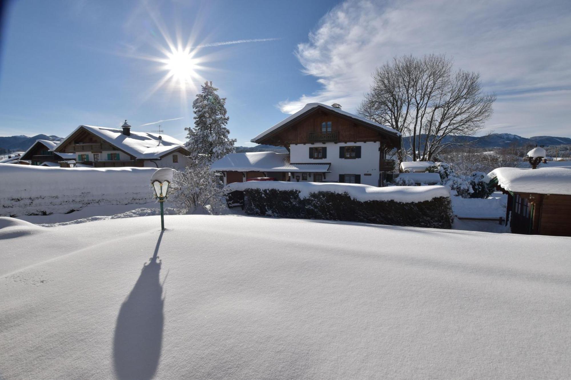 Ferienwohnung-Susanne-Im-Gaestehaus-Bergfrieden Bayersoien Exterior foto