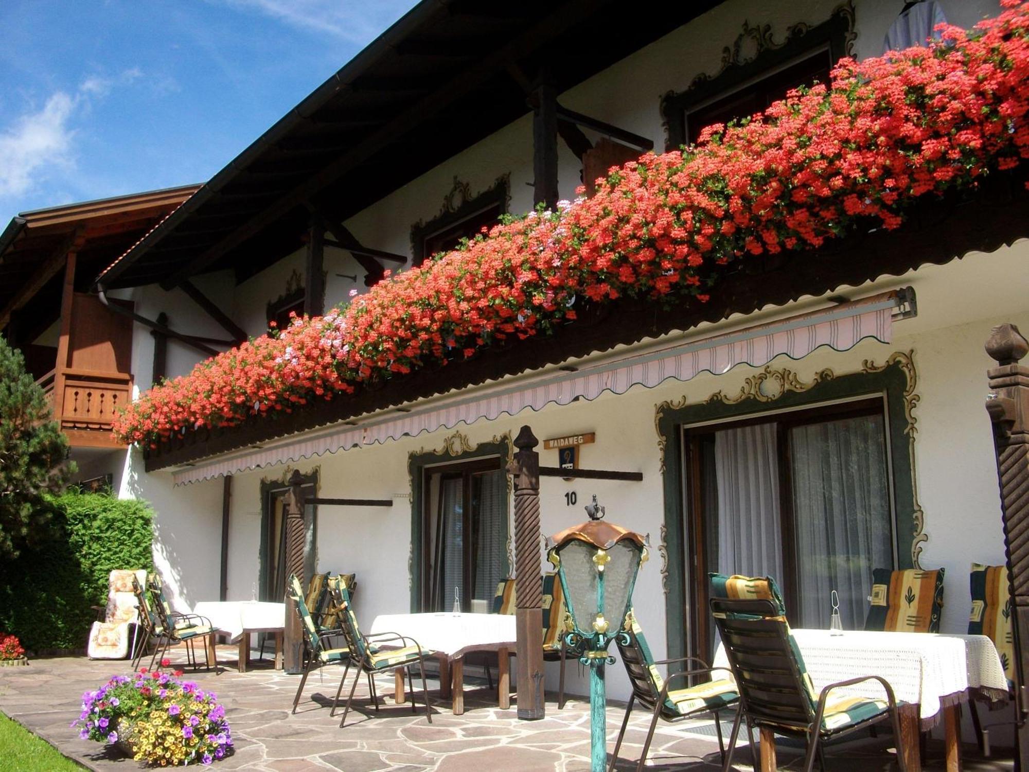 Ferienwohnung-Susanne-Im-Gaestehaus-Bergfrieden Bayersoien Exterior foto